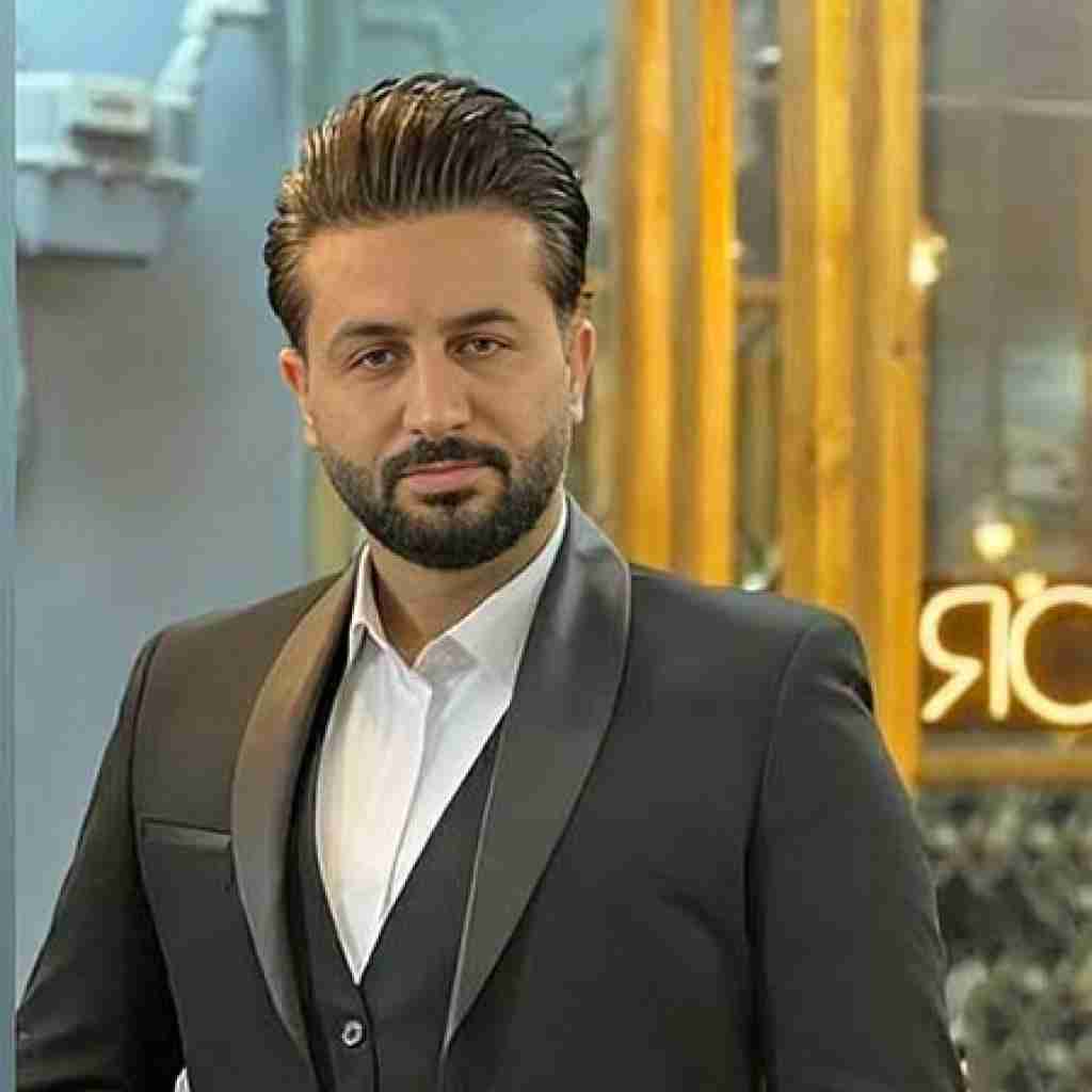 مرتضی جعفرزاده یه روز از همین روزا زیر گنبد کبود