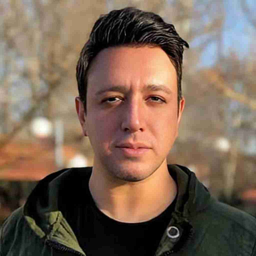 امین رستمی بابا