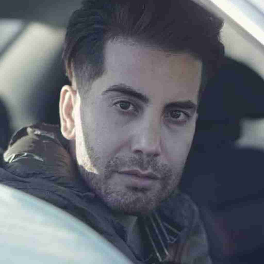 فرشاد آزادی جاده عشق