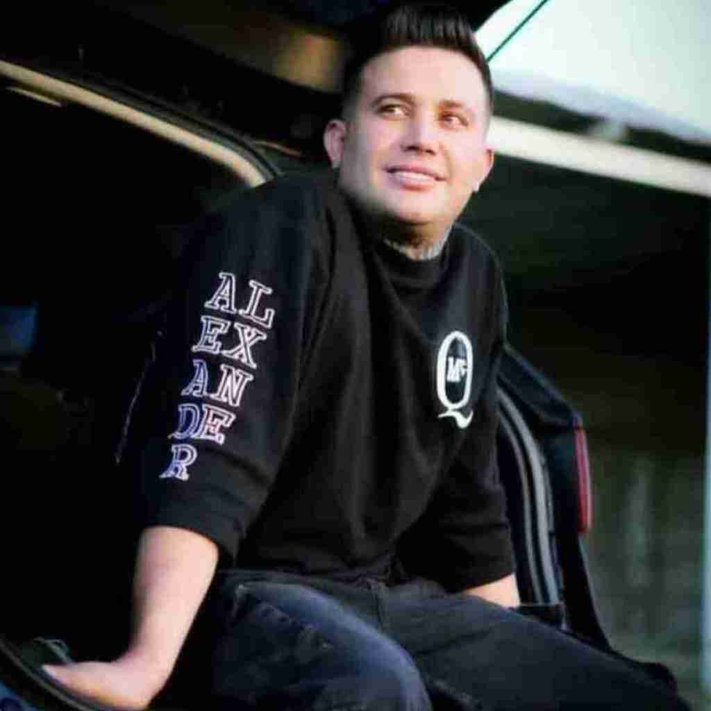 علی احمدیانی پرسه میزنم تو غم هام ای عروس دریایی