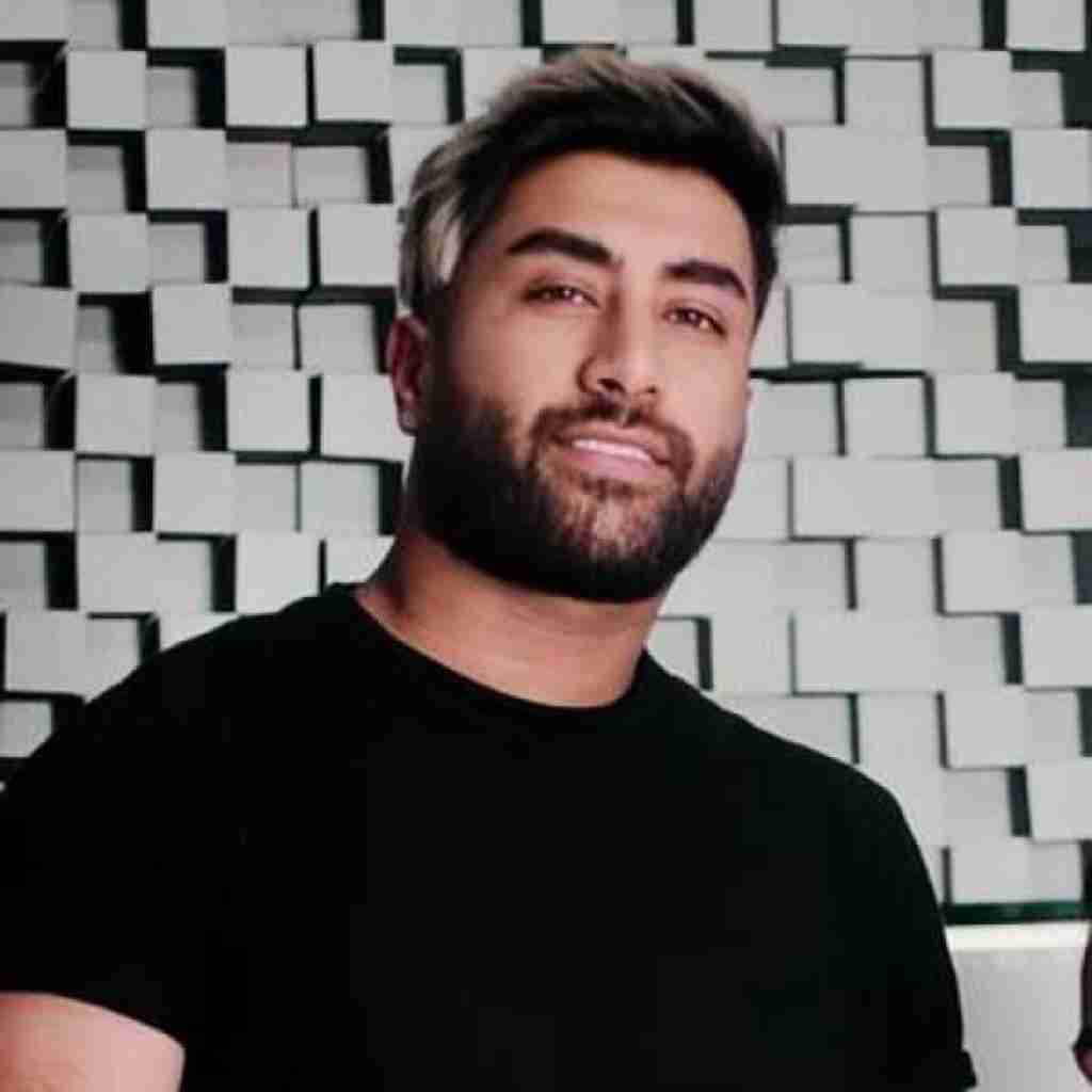 علی رمضانپور  پیک لیوانی