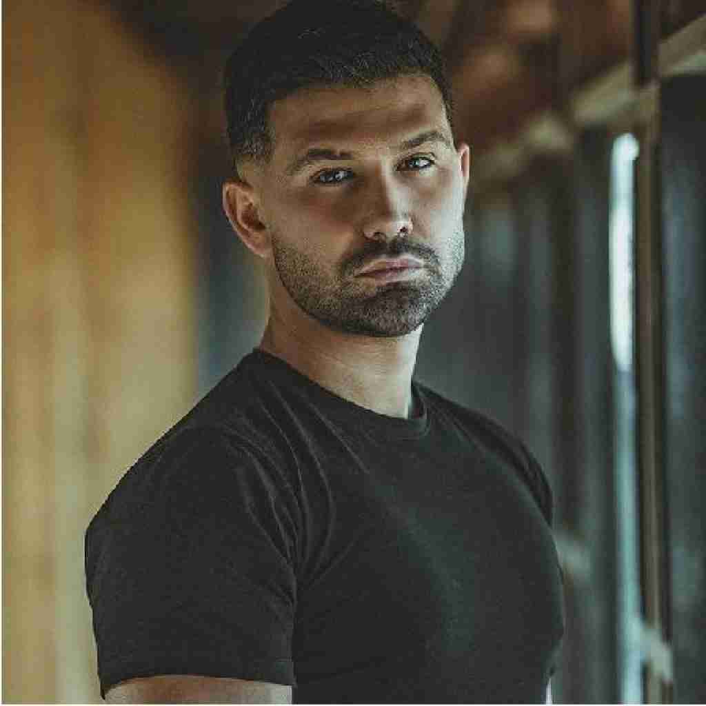 یاسین ترکی خسته کننده