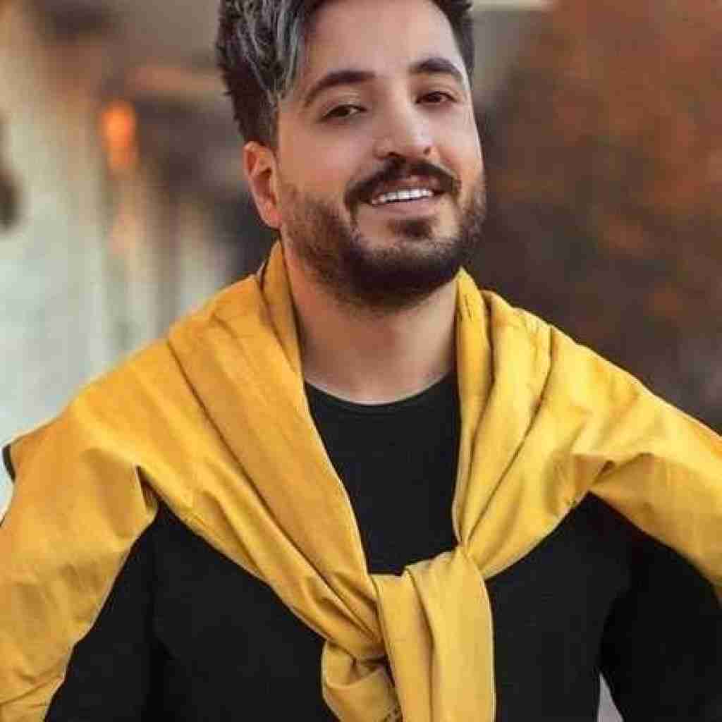 مجتبی دربیدی عزیز کرده ی قلبم توجات امنه همین گوشه قلبم