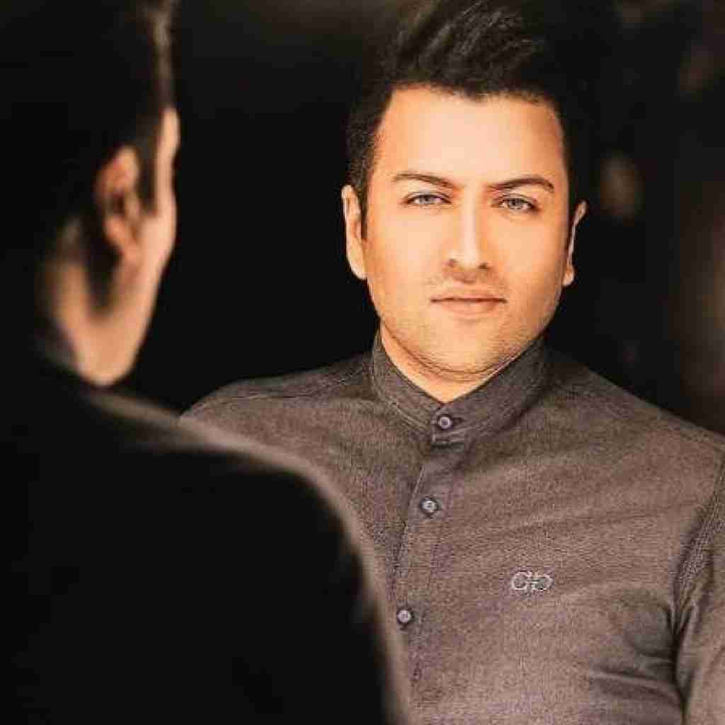 پویا بیاتی زندگی یعنی ما ضربدر عشق