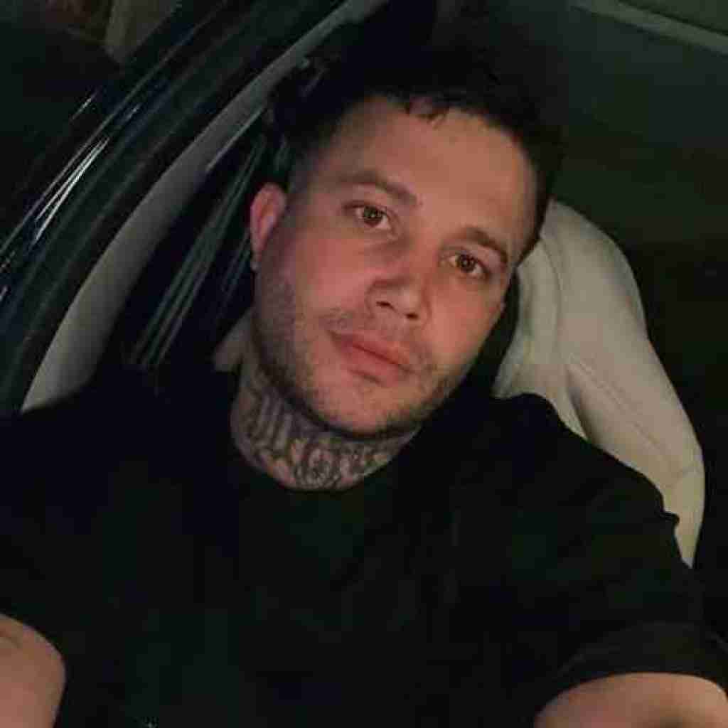 علی احمدیانی تنهایی