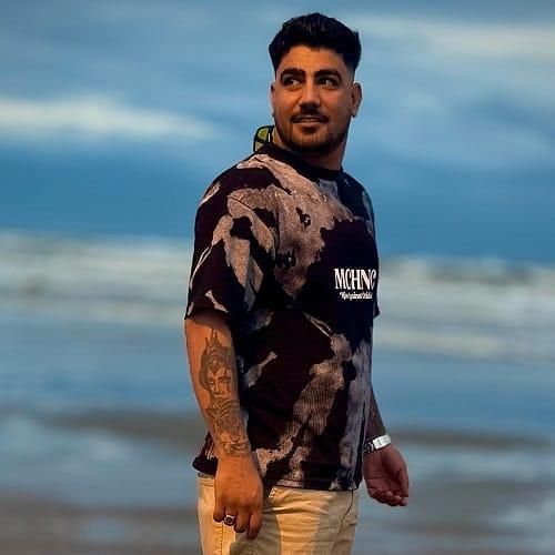 یزدان همتی الله