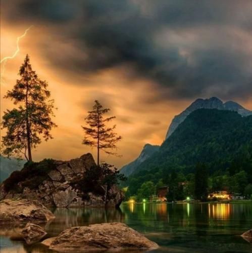 دانلود آهنگ جدید مخم فضاعه کل کره دور میزنم هر چی بد باشه خود اوردوز