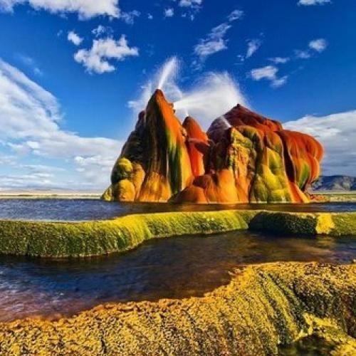 دانلود آهنگ جدید عاشق شدی ای ای دل غمهایت مبارک با صدای زن