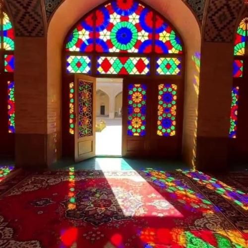 دانلود آهنگ جدید پیر بشم دنیا از یادم بره بمیرم بعدا تو خاکم بره