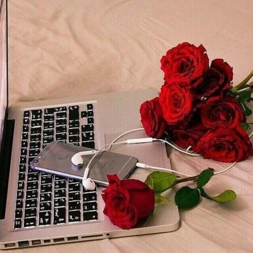 دانلود آهنگ جدید با تک تک این ذره های وجودم میخواستمت