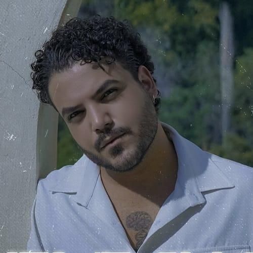 امید افخم گفتی به من غصه نخور میرم و بر میگردم